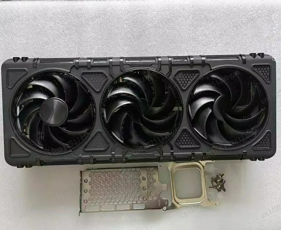 RTX5090ファントムシリーズGPUヒートシンク冷却ファン - Heatsink のレビューと価格